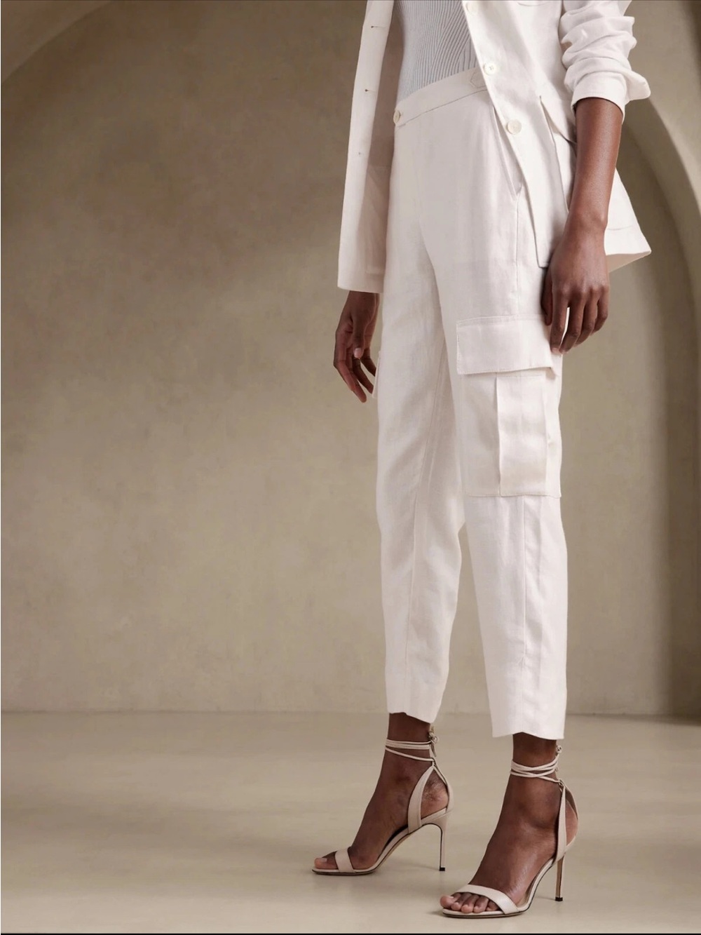Banana Republic Heritage Expedition Linen Pant - Picture 3 of 10